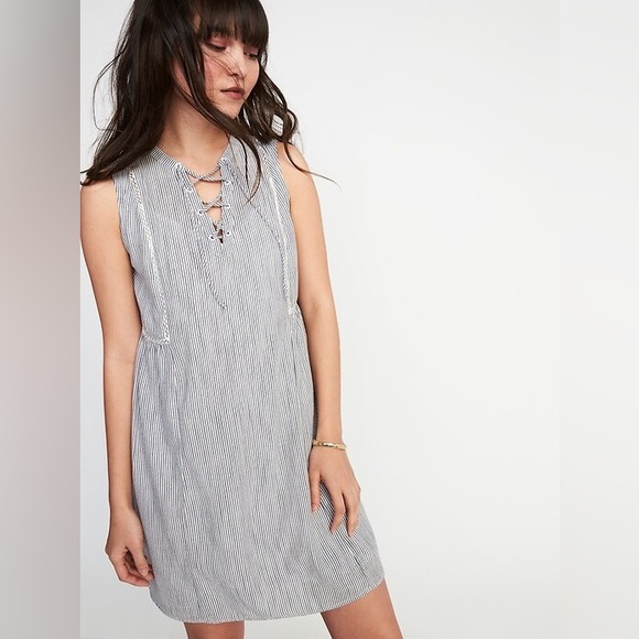 OLD NAVY Lace Up Sleeveless Swing Dress Size XS Petite - Picture 12 of 12